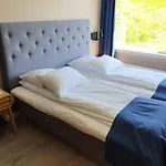 - Bad&velvære Hotell