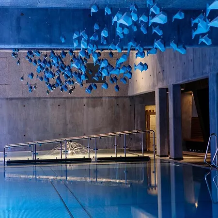 Hotel - Bad & Velvaere