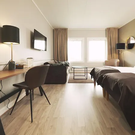 - Bad & Velvaere Hotel 4*