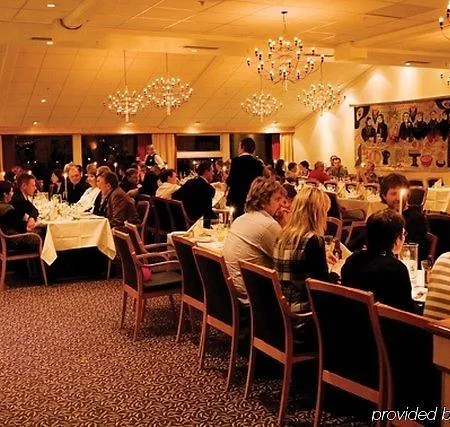 - Bad & Velvaere Hotel