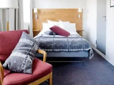 - Bad & Velvaere Hotel