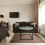 Hotel - Bad & Velvaere 4*