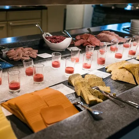 - Bad & Velvaere ホテル 4*